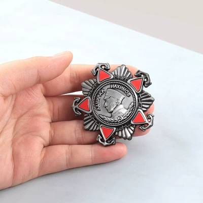 Yaxa sancaqları Nakhimov Medal, Vintage Distressed