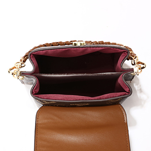 Summer popular mobile phone bag, new style, high-end, fashionable, versatile crossbody bag, stylish shoulder bag, small square bag