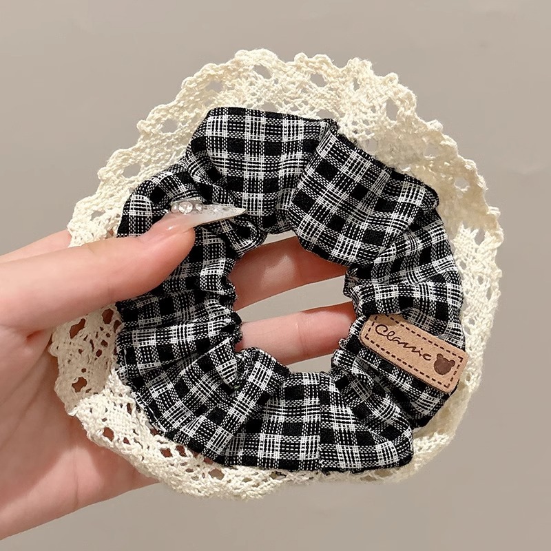 1 # círculo intestinal a cuadros en blanco y negro
