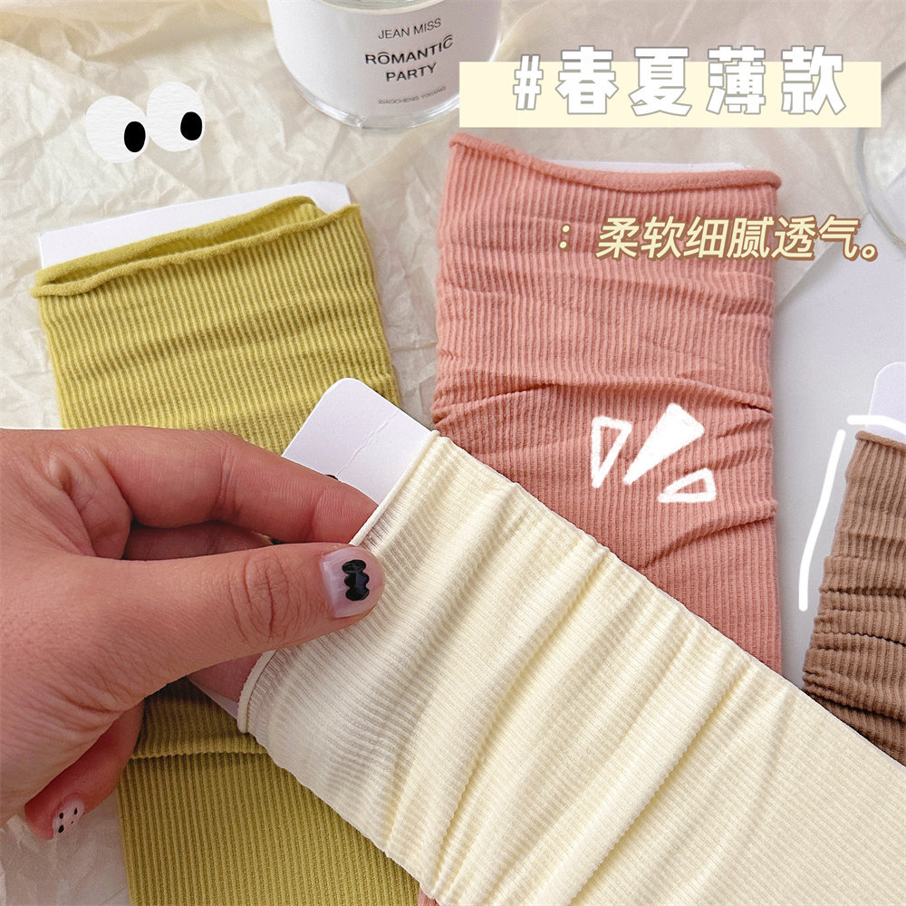 Calcetines de hielo calcetines de terciopelo de primavera y verano para mujer medias de media pantorrilla calcetines de JK largos blancos puros calcetines de moda al por mayor