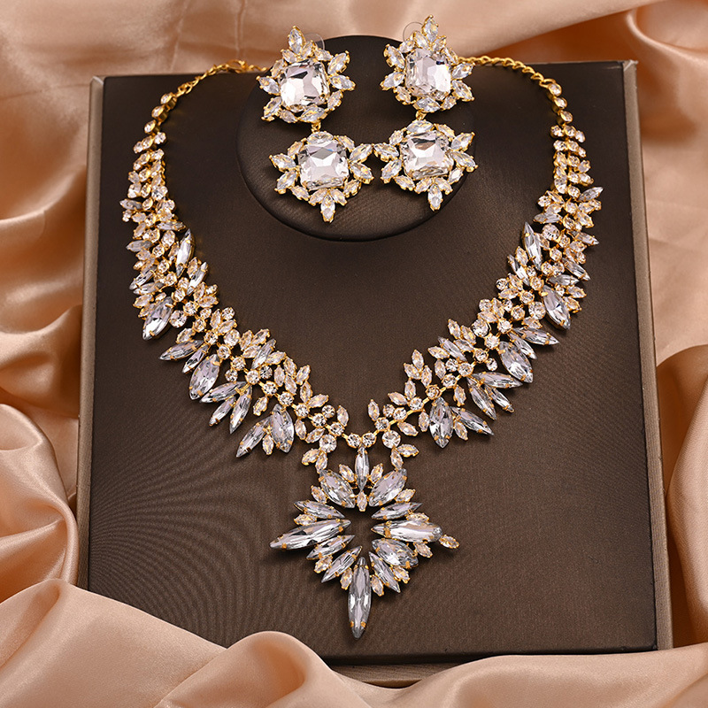 AliExpress Hot Sale Jewelry Set Zircon Exagerado Colgante Clavicle Accesorios Joyería Set