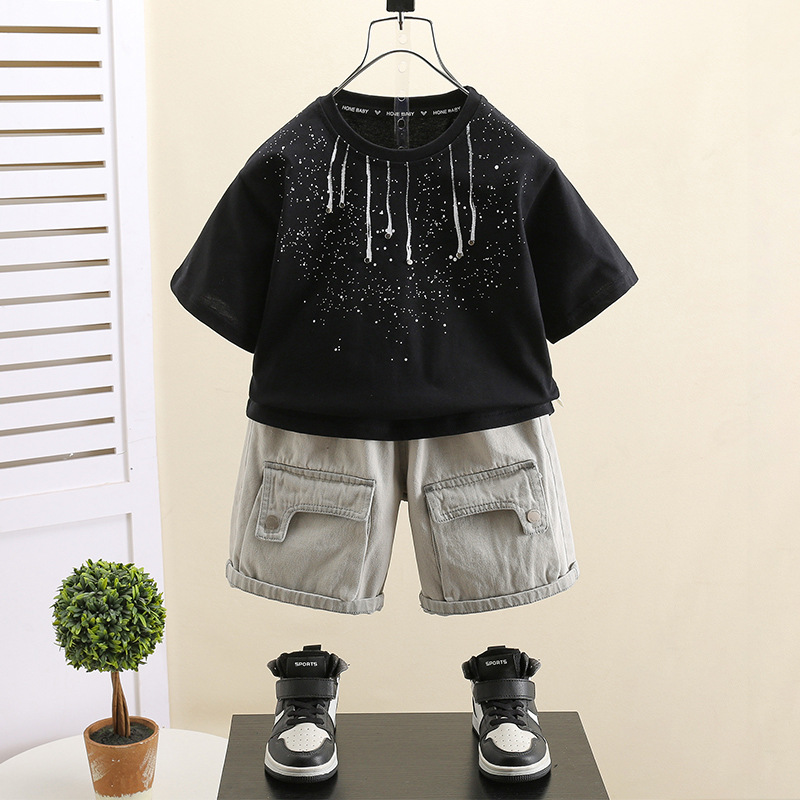 7419 Traje de verano para niños 2025 Nuevo verano para niños Ropa de manga corta fresca y atractiva Verano Red de celebridades de Internet de dos piezas de verano