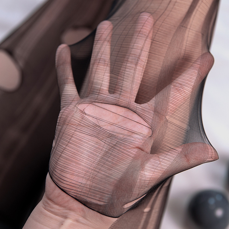 Disposable hand-torn stockings for lovers bed pants ultra-thin black bottoming fun wholesale summer pantyhose socks