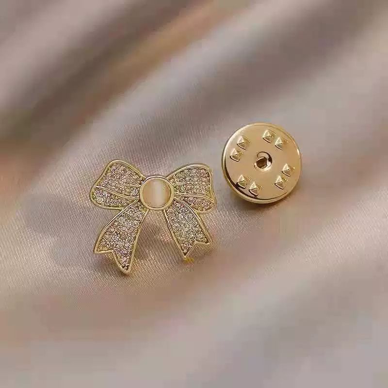 Cute high-end brooch with bow, pin, suit, protective underware, clips included