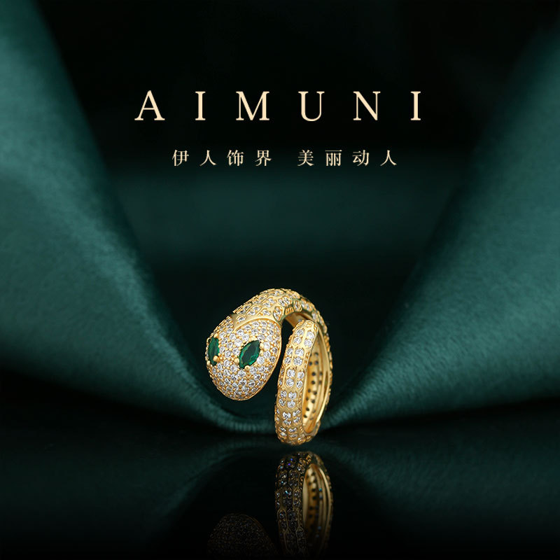 Adjustable sophisticated ring with zircon