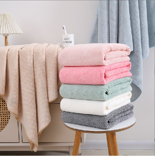Korallenfarbenes Polar-Handtuchset mit Ananasdesign, extra dick, saugfähig, fusselarm, für Gesichtsreinigung und Bad, Großhandel, saugfähig, fusselarm.