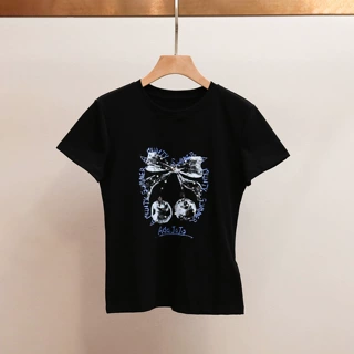 深圳南油高端女装夏季新款简约宽松蝴蝶结图案烫钻设计短袖T恤女