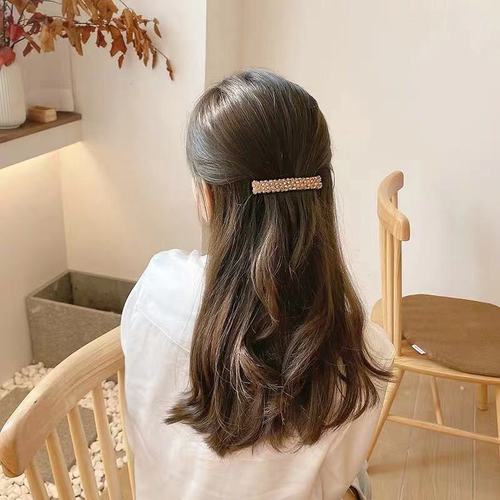 Crystal beaded hand-woven rice beads spring clip on the back of the head temperament hair clip hair iron new summer hair clip