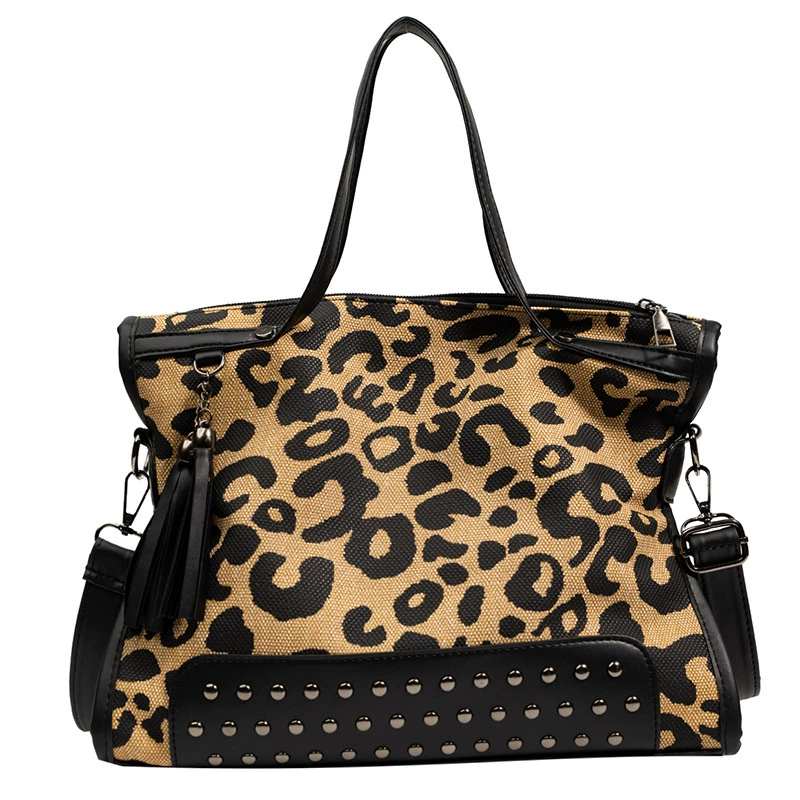 One-Shoulder Bag, leopard print with black trim, studded base & tassel, detachable strap, 0.38 kg