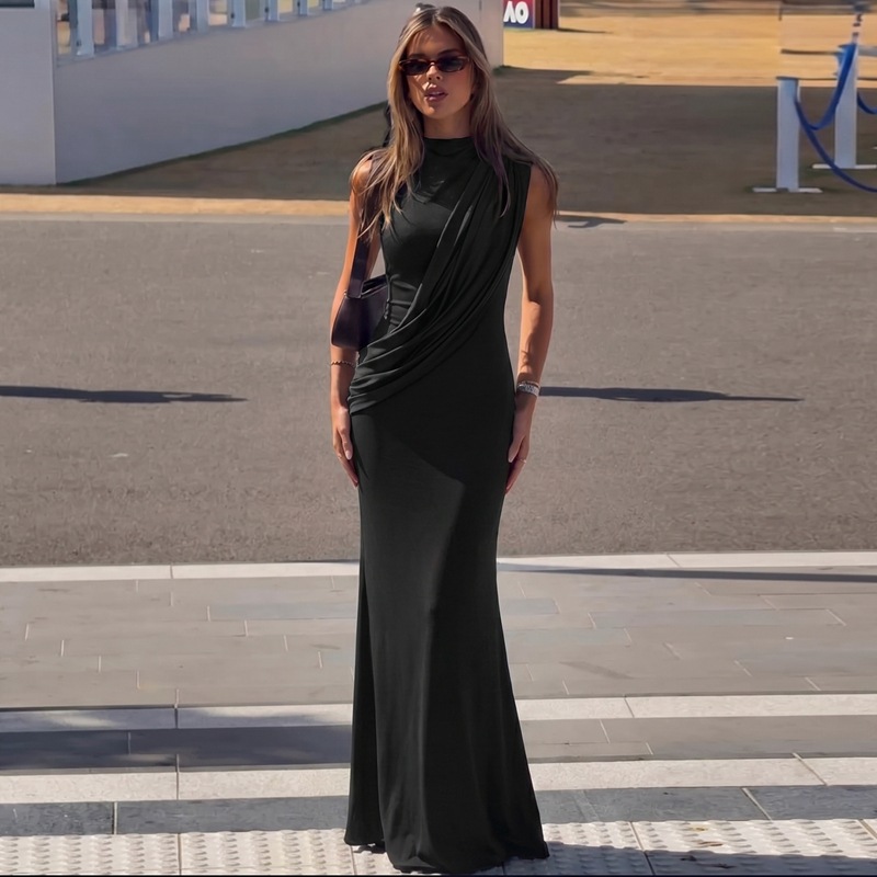 Europa y los Estados Unidos de comercio exterior ropa de mujer 2026 verano nuevo plegado de moda sexy cuello redondo sin mangas vestido ajustado mujer image 4