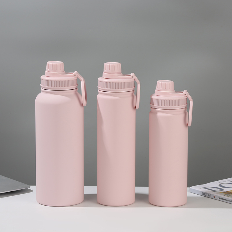 Ventas transfronterizas calientes espaciales 304 tazas de acero inoxidable tazas de agua deportivas portátiles al aire libre con anillo de hebilla kettle deportivo