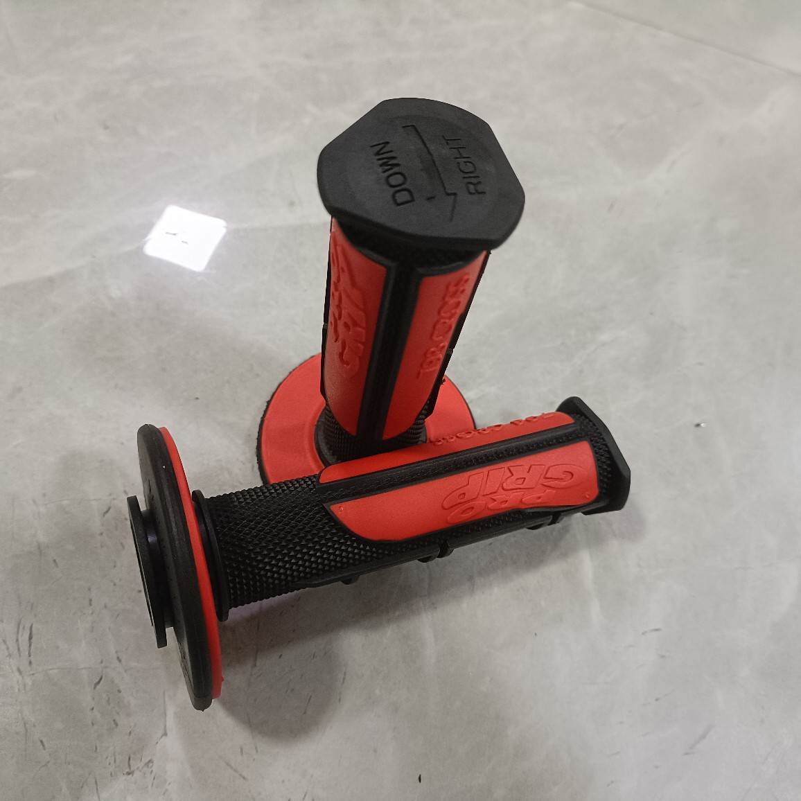 Cerveza en forma abre botellas para motociclistas mango adhesivo transparente accesorios de modificación de fibra de carbono del sudeste asiático de Indonesia