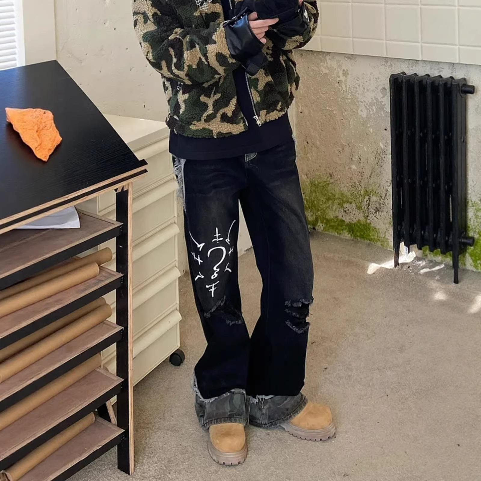 European And American Hip Hop Niche Patchwork Jeans Men's American Street Style Loose Casual Washed Ripped Straight Leg Jeans_mkmklike.com