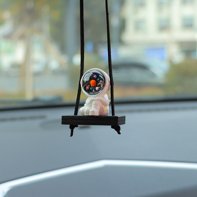 Wholesale a creative astronaut car accessories car accessories car interior accessories car accessories car accessories