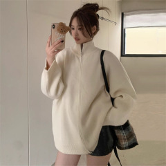 韓国系の半高襟のファスナーのニットのカーディガンの女性の秋冬のゆったりしている怠惰な風のセーターのシンプルな百合の上着のコートの女性