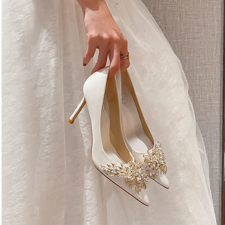 Main wedding dress wedding shoes white high heels Xiuhe wedding red bridal shoes pearl dress banquet plus size women's shoes