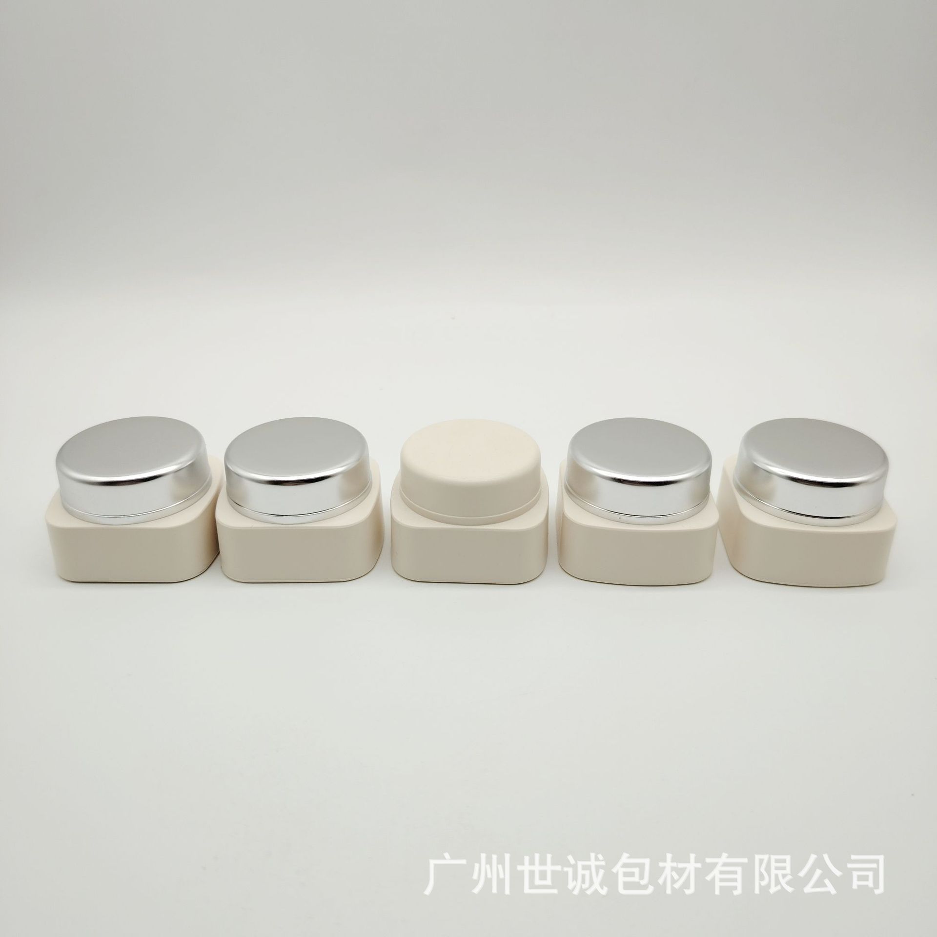 新品电镀避光多色小方瓶5g密封分装瓶现货速发 美甲油胶pp分装罐