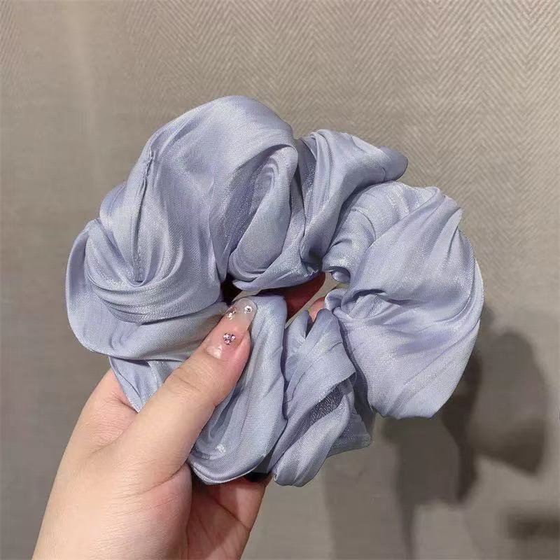 회색