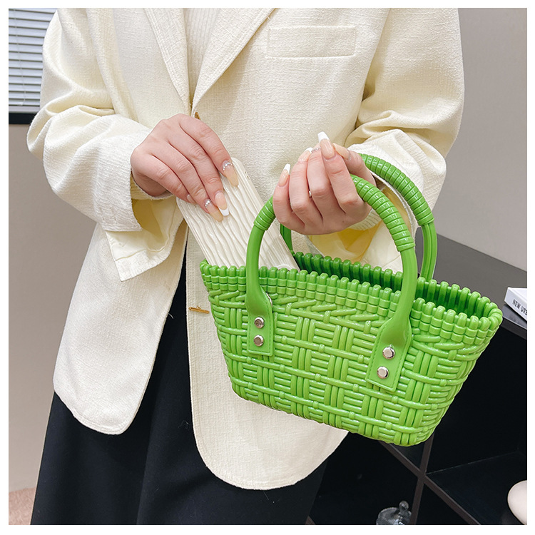 2025 New trendy and versatile crossbody mini vegetable basket jelly bag, fashionable hand-held woven bag, mini tote women's bag undefined
