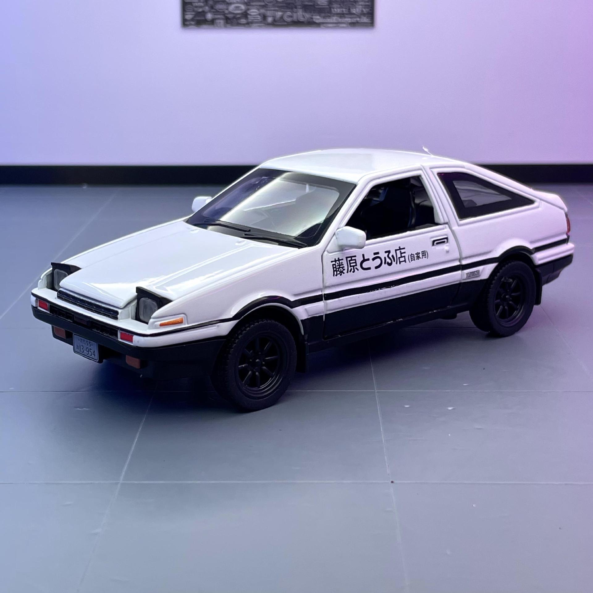 Tianying Alloy Car Model 1:32 Fujiwara Tofu AE86 Back Force con sonido y luz Boy Toy Car Music Model Adornos