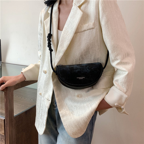 National style new Chinese style semi-circular shoulder dumpling bag 2024 new Ruiying versatile portable shoulder bag crossbody bag