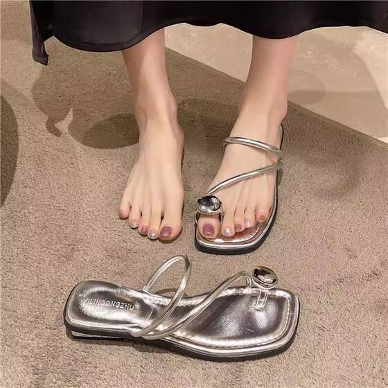 [Hot Selling in Store] Slippers for Women's Outerwear 2025 Summer New Internet Celebrity Fashion Women's Thick Heel Flat Sandals 1