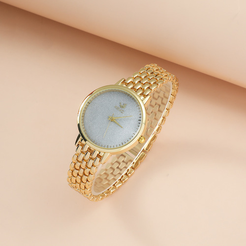 5pcs/set steel belt women's watch new style women's casual Korean style versatile quartz watch set