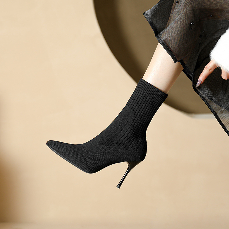 968-2 Autumn and Winter new European and American fashion pointed ankle boots Women's stiletto mid-calf flying high heel boots 968-2 Autumn and Winter new European and American fashion pointed ankle boots Women's stiletto mid-calf flying high heel boots