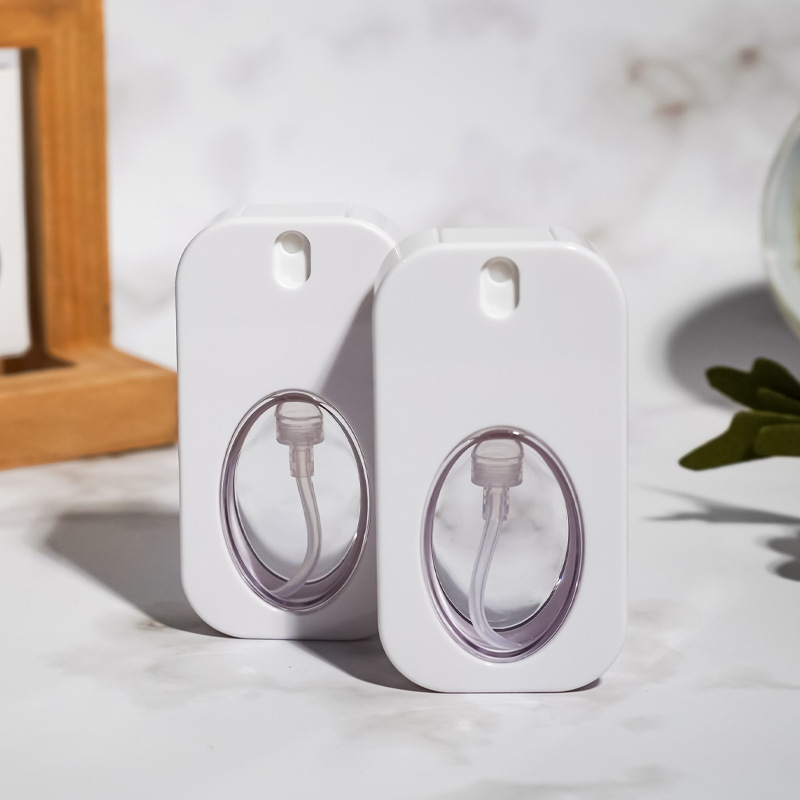 30ml全塑方形卡片喷雾瓶香水分装瓶酒精口气清新喷瓶小样空瓶批发