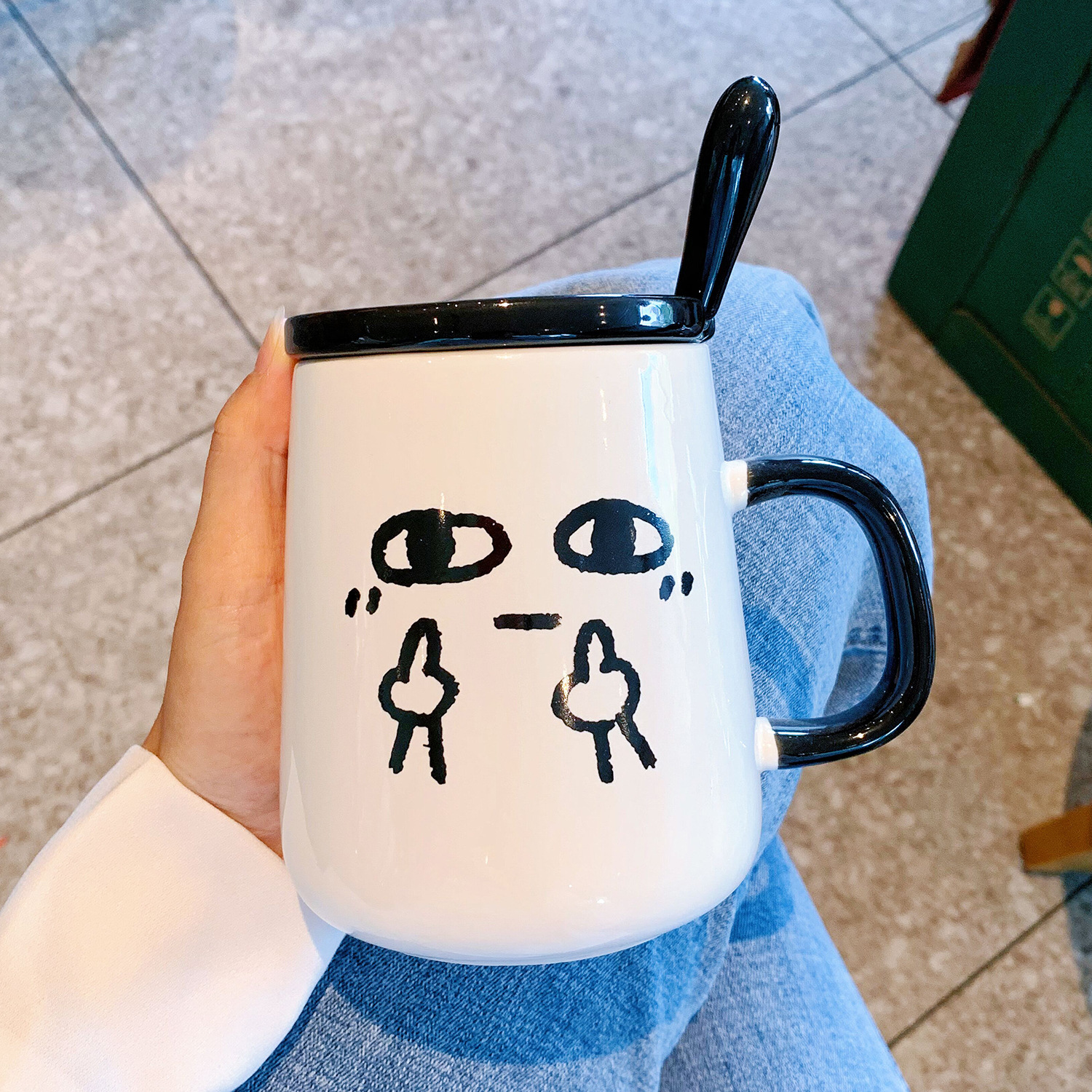 Creativo ins estilo de alta apariencia taza con tapa cuchara lindo taza de agua de cerámica divertido regalo de cumpleaños regalo