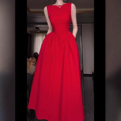 夏の美しい赤いノースリーブドレスドレスハイウエスト痩身ウエストスリムスカート小さなスカート4615