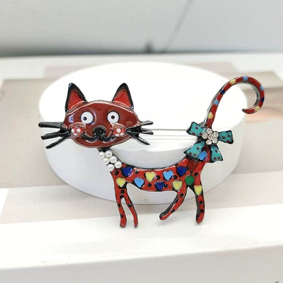 New Cartoon Enamel Cat Brooch, High-End Niche Corsage, Pearl Retro Brooch, Clothing Accessories, Wholesale for Women (Yaxa sancaqları) - x0418-cartoon-wine-red