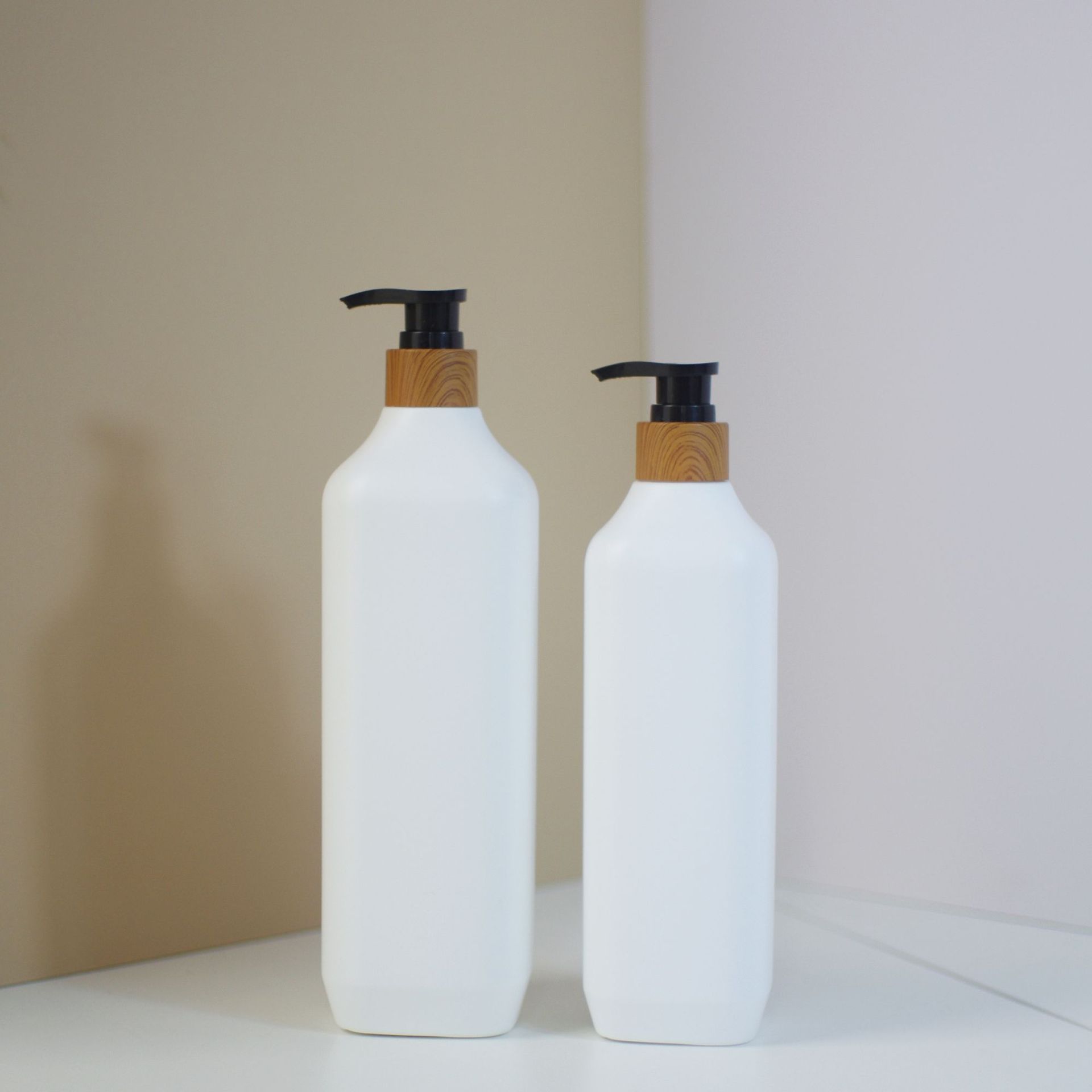 工厂定制hdpe方形圆角瓶塑料瓶550/800ml洗发水瓶沐浴露分装瓶