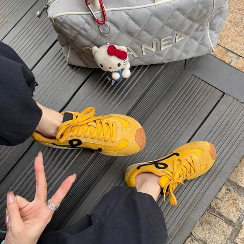 王一博と同じスタイルの牛革バージョン、内側の高さが高くなり、頭が曲がったレースアップカジュアルスポーツホワイトシューズ、女性用の多用途なフォレスト・ガンプシューズ|undefined