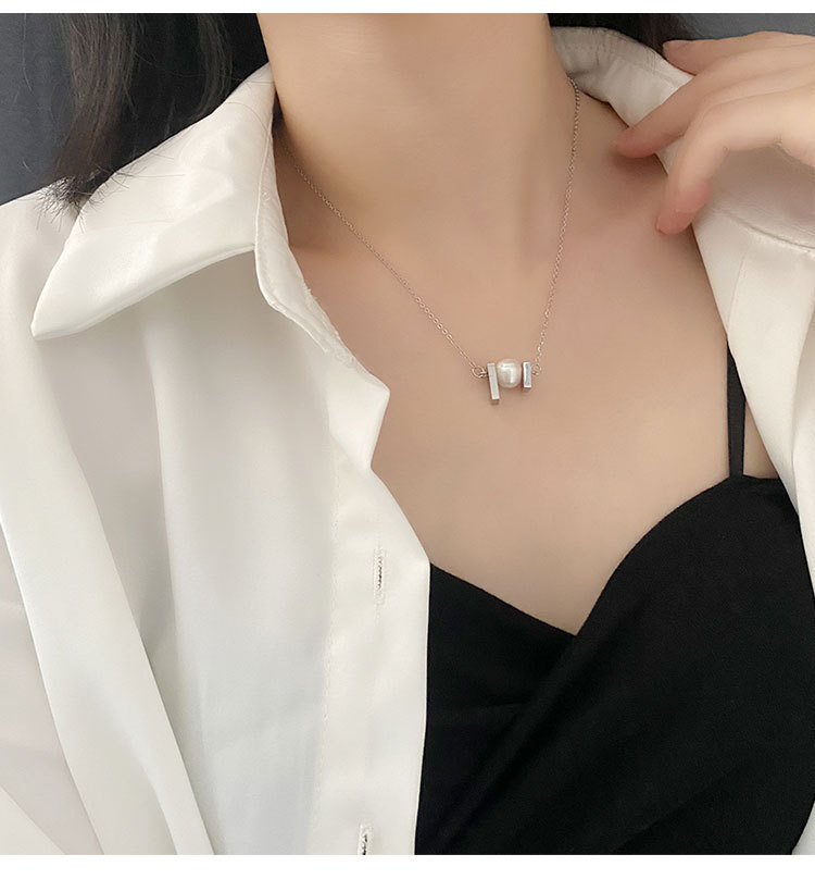 Fashion Solid Color Titanium Steel Pearl Pendant Necklace 1 Piece