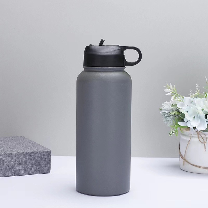 Gran capacidad superventas europeo y americano 304 Acero inoxidable paja espacio olla aislamiento taza deportes hervidor portátil mango taza