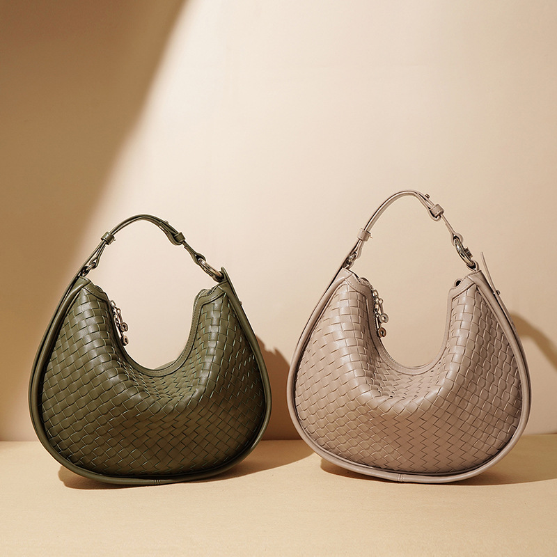 Underarm Crescent Bag Genuine Leather Large Capacity Shoulder Bag For Women Professional Commuter Hand-Woven Handbag - Thumbnail 3