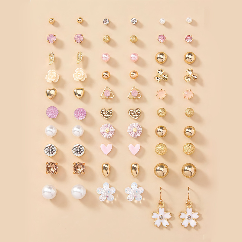 Cross-border 30 pairs of suit earrings geometric love flowers hot women's fashion earrings in stock wholesale Cross-border 30 pairs of suit earrings geometric love flowers hot women's fashion earrings in stock wholesale