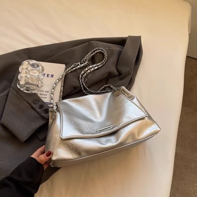 Large Capacity Underarm Bag For Women 2026 Autumn/Winter New Arrival Textured French Niche Tote Bag Fashion Single Shoulder Crossbody Bag - Thumbnail 7