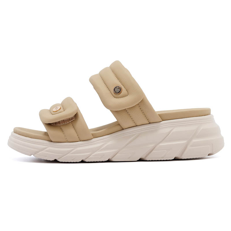 2025 spot nuevo tipo de zapatillas frías ligeras antideslizantes cómodas zapatillas deportivas casuales de suela gruesa para mujeres