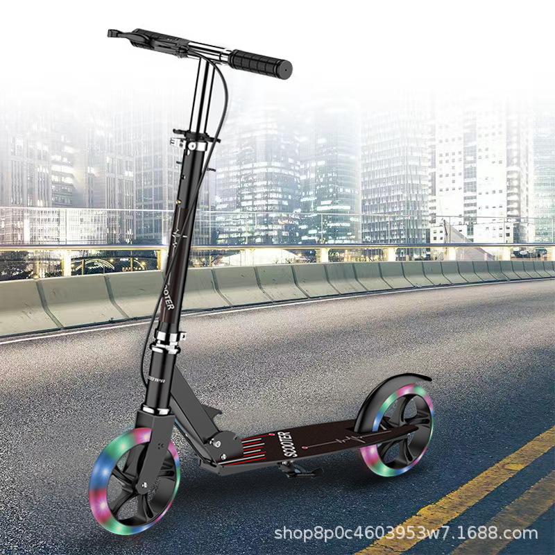 Flash Wheel New Adult Scooter Two-wheeled Teenager Learning Campus Folding Scooter City Commuting Two-wheeled