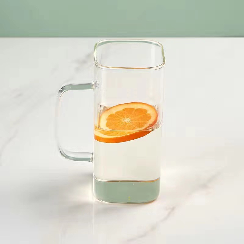 Cristal cuadrado de alta gama de alto aspecto estilo retro nuevo resistente al calor hogar a prueba de explosiones de negocios taza de agua borosilicato taza de té