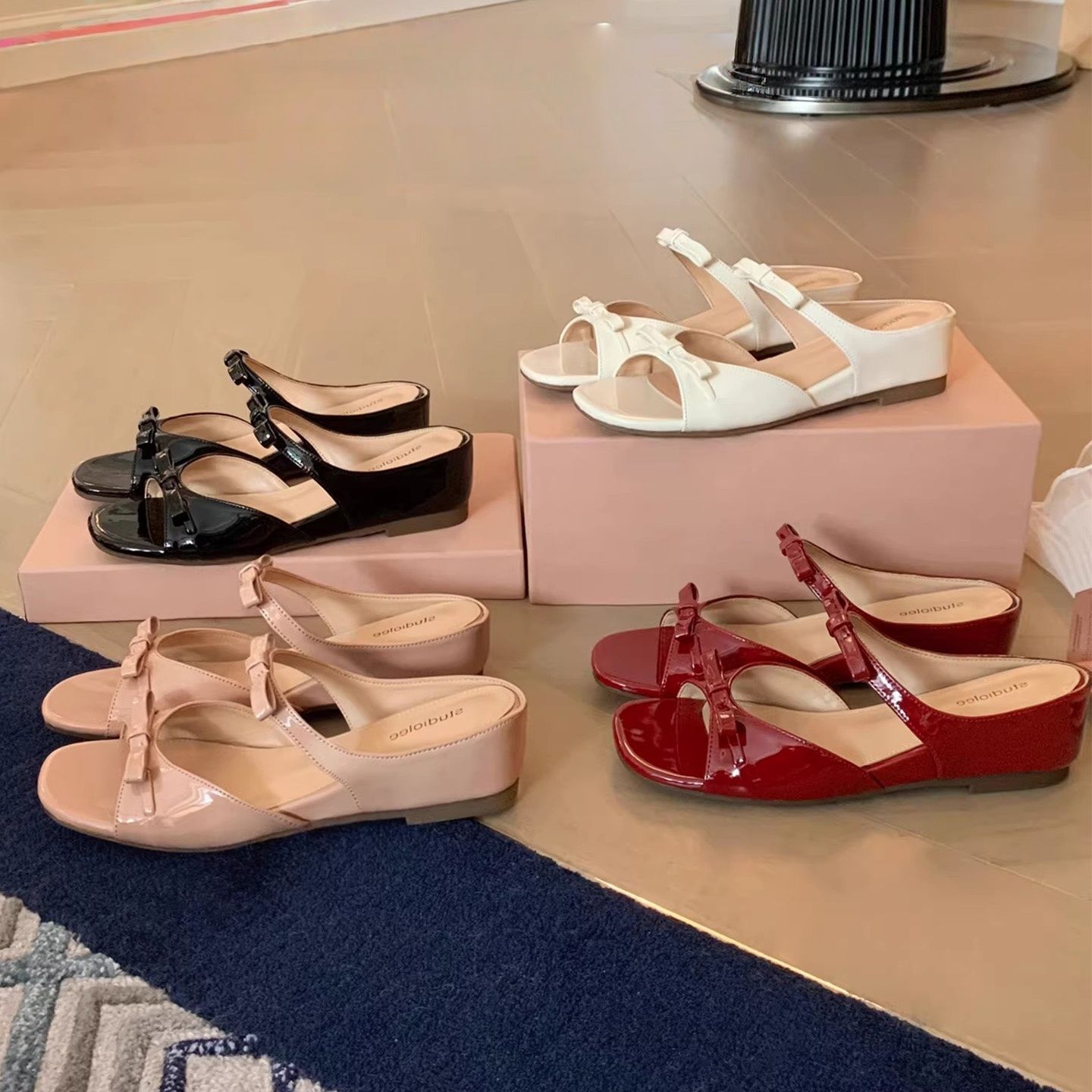 2026 nueva primavera y verano nicho de altura superficial suave arco de viento pendiente talón de dedos expuestos zapatillas de mujer image 4