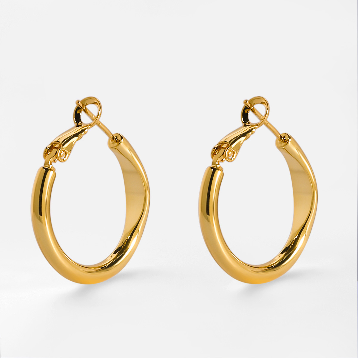 S999耳圈银针气质通勤港风圆环高级感耳饰女ins小众时尚耳圈