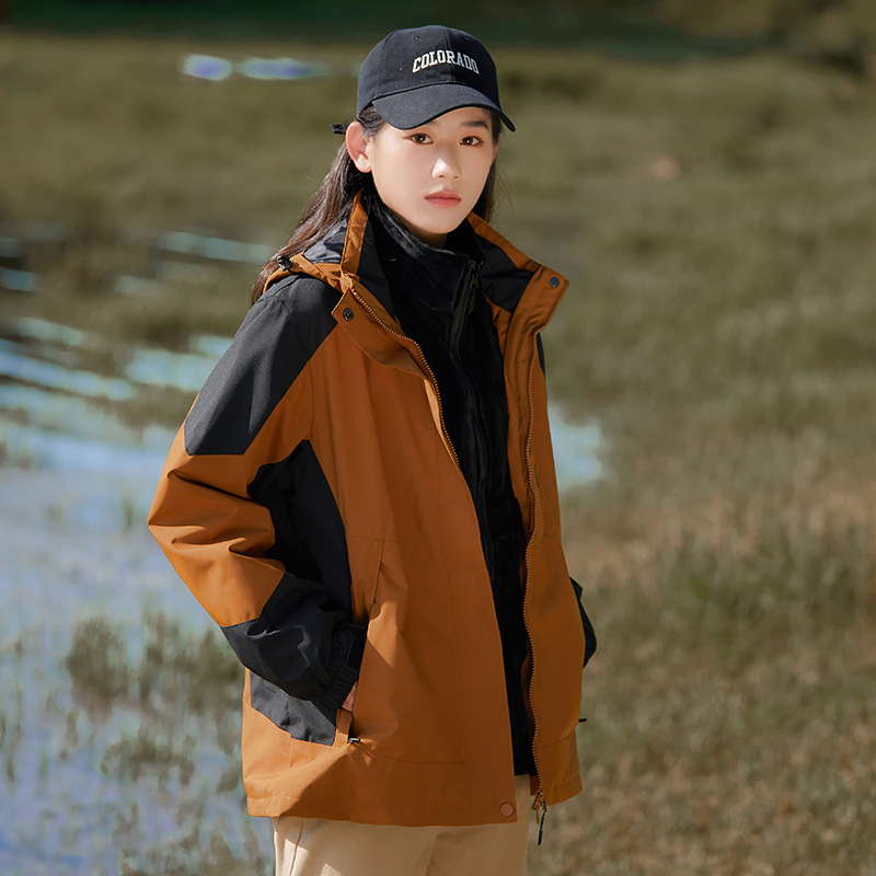 泉州石狮1818款冲锋衣可拆卸两件套加绒加厚防风防水情侣登山服