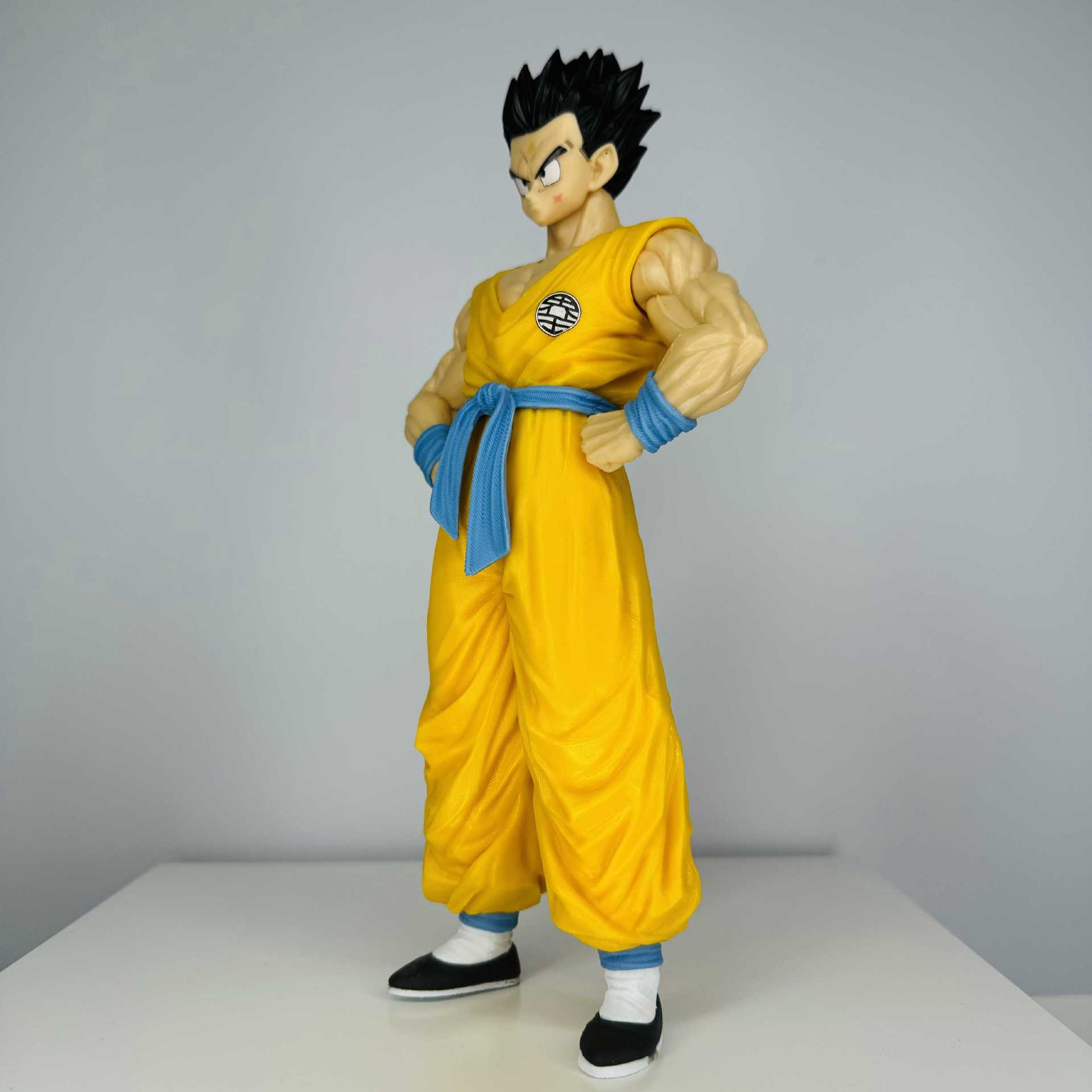 Guerrero de siete bolas de dragón Wukong doble cabeza tallada Yamu bolsa de té modelo hecho a mano adornos de estatua estática en stock al por mayor