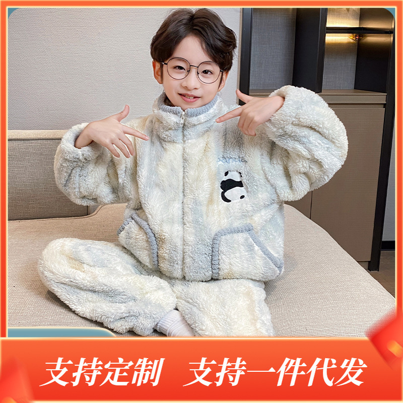 Pijamas de niños de invierno de nuevo estilo de mangas largas con cremallera de ropa cálida para el hogar simple para niños de tamaño medio y grande se pueden usar fuera