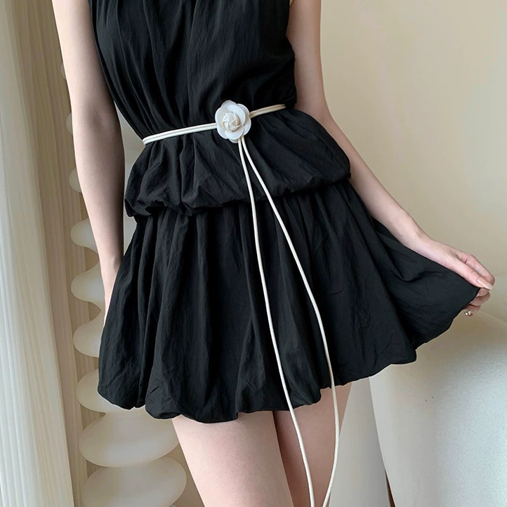 Chain, mountain tea, belt, dress