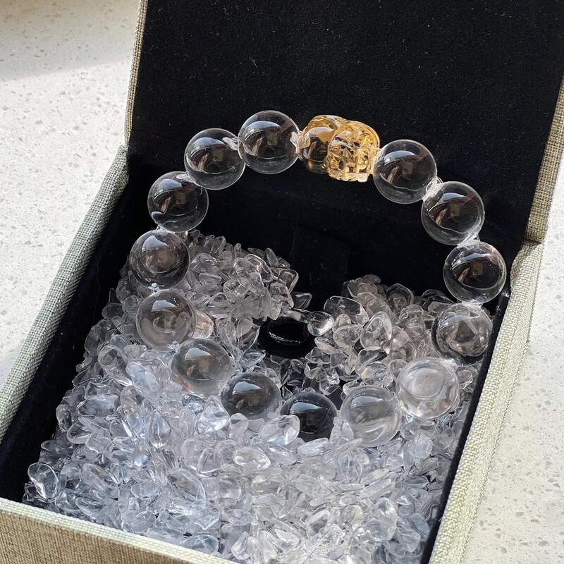 正宗招财转运牛鼻孔白水晶手链女高级感轻奢小众貔貅高颜值手串|undefined