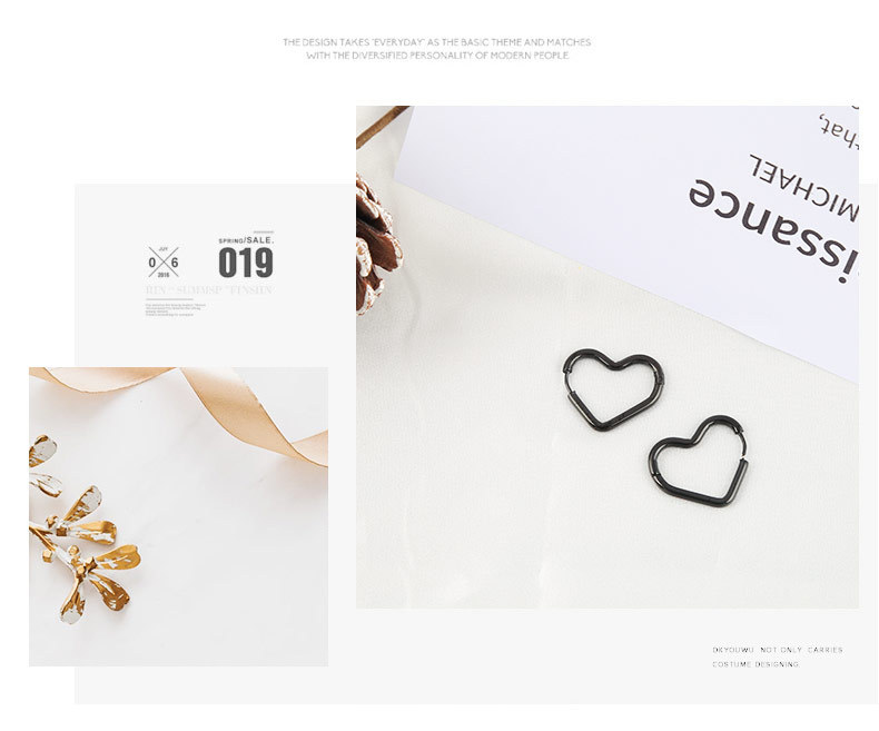 Fashion Heart Shape Titanium Steel Plating Earrings 1 Piece